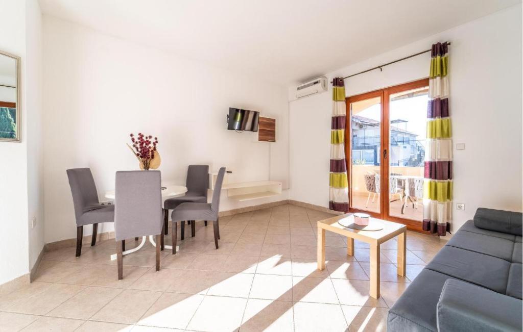 Apartments Busic Biograd Na Moru Ngoại thất bức ảnh
